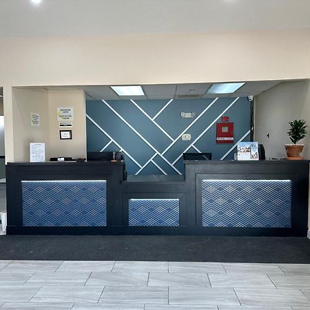 Super 8 By Wyndham Grand Island Hotel Екстериор снимка