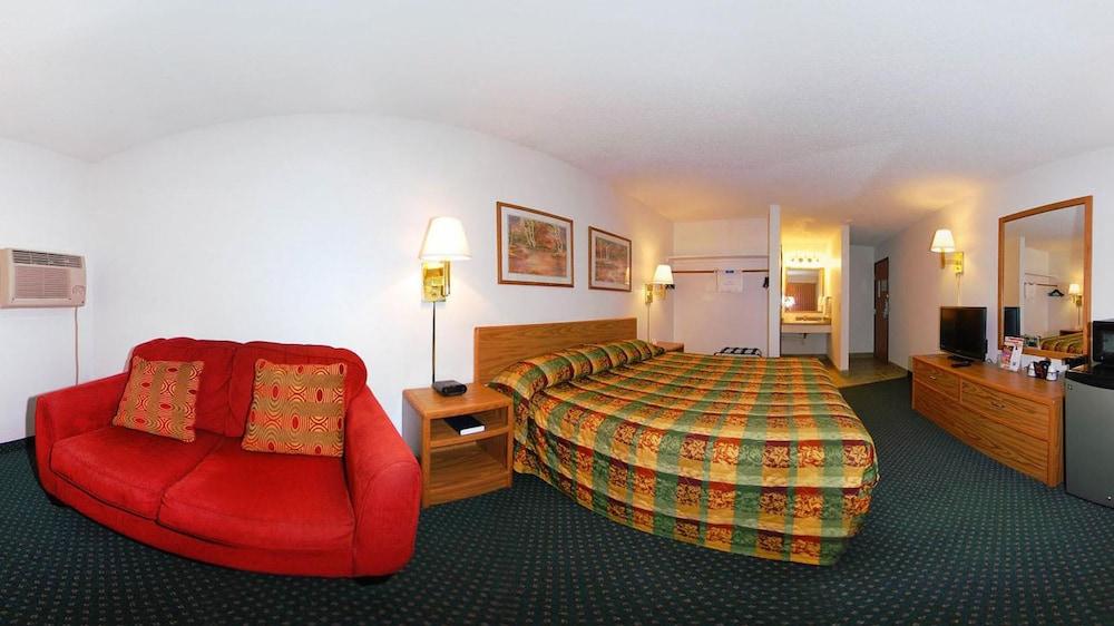 Super 8 By Wyndham Grand Island Hotel Екстериор снимка