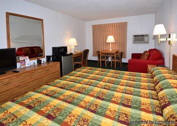 Super 8 By Wyndham Grand Island Hotel Екстериор снимка