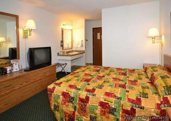 Super 8 By Wyndham Grand Island Hotel Екстериор снимка