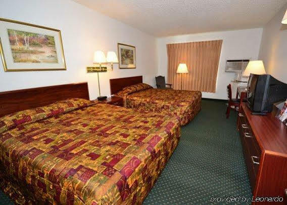 Super 8 By Wyndham Grand Island Hotel Екстериор снимка